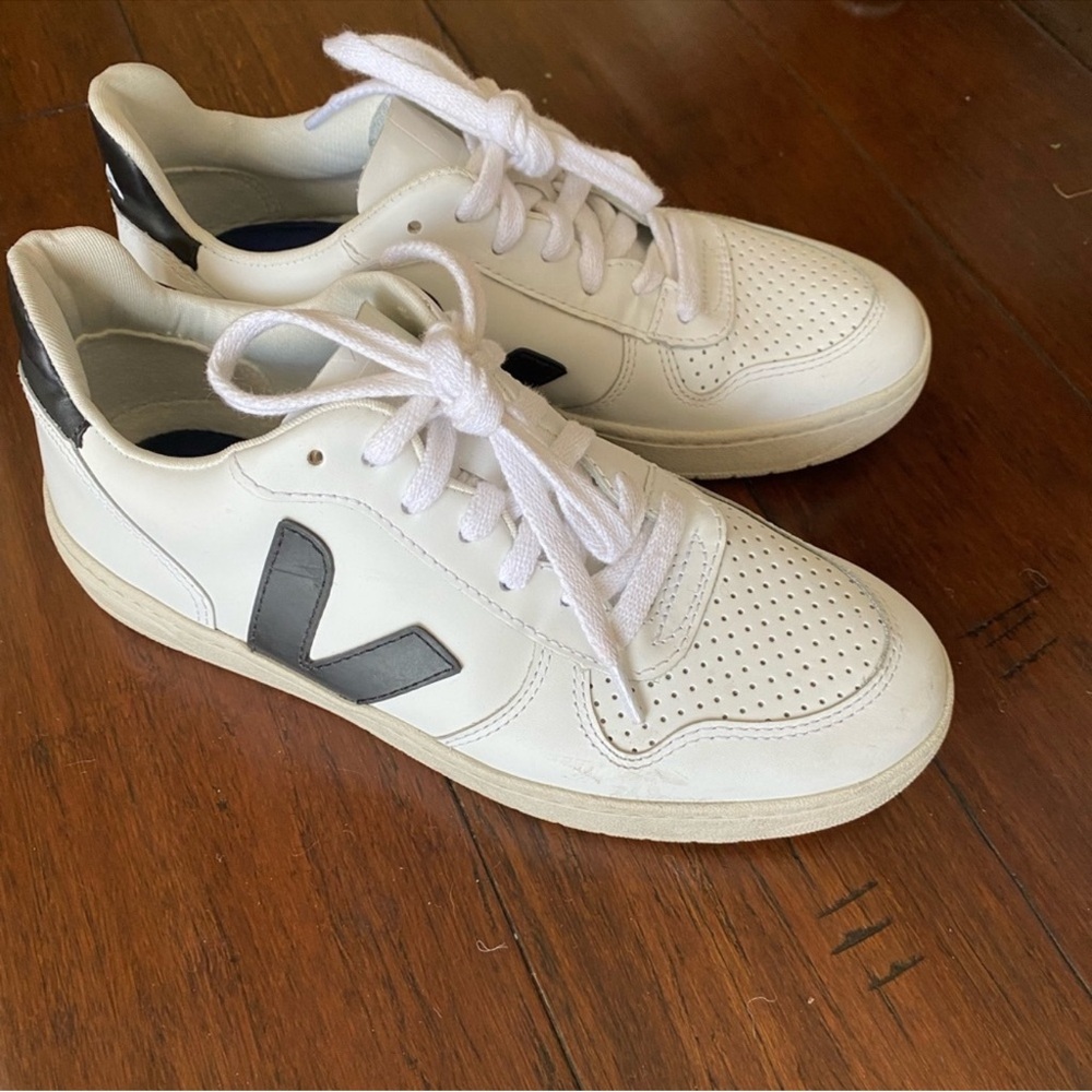 Veja sneakers